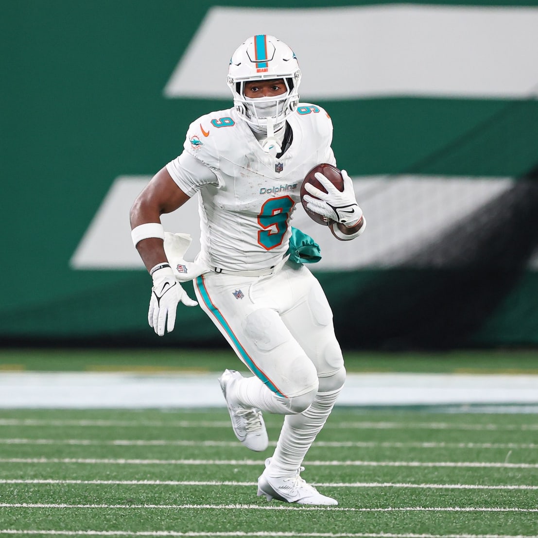 Jonnu Smith Traded to Steelers: What it Means for Fantasy Football