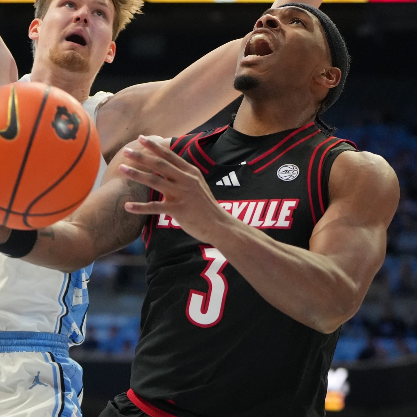 College Hoops Barometer: Pros & Conwell