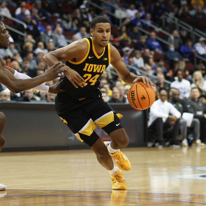 DFS College Basketball: Saturday Preview and Picks