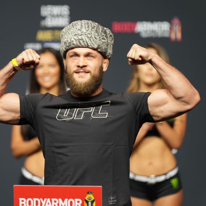 UFC Vegas 58 DFS Preview & Predictions: The MMA Mashup