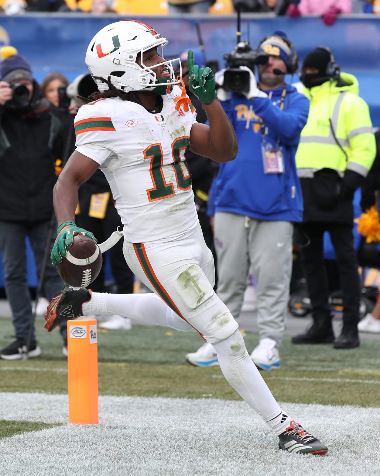 College Football DFS Picks: DraftKings CFP Saturday Slate