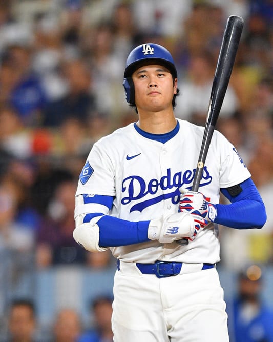 MLB DFS Picks: DraftKings Top Plays and Strategy for Monday's World Series Game 3
