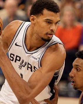 NBA DFS Picks: DraftKings Plays and Strategy for Sunday, December 21