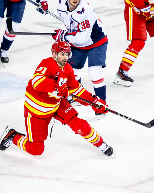 NHL DFS: DraftKings Plays and Strategy for Wednesday, December 10