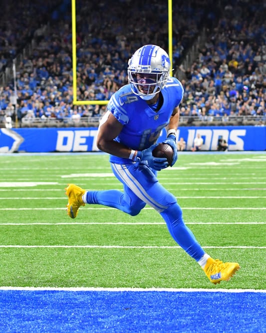 DraftKings NFL Week 16: Top Picks and Lineup Strategy