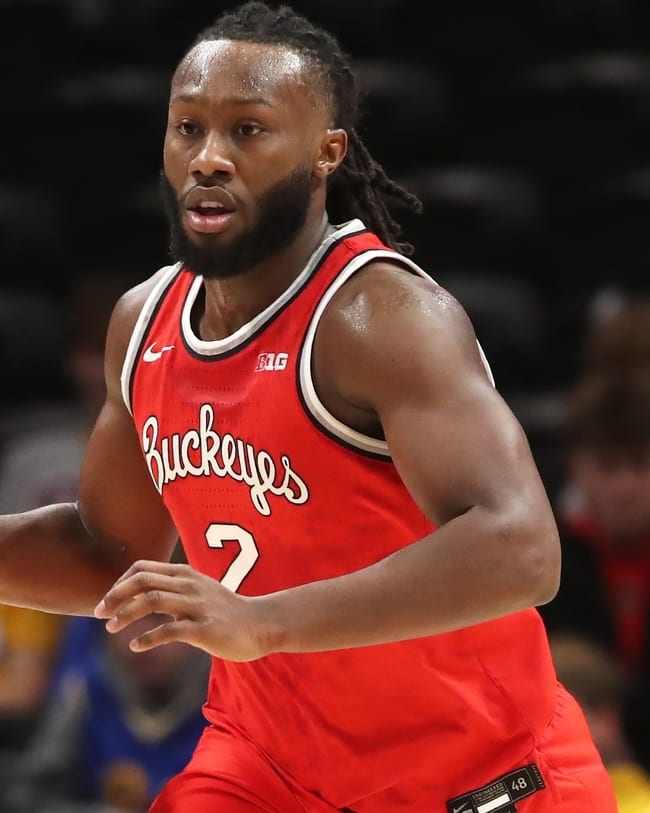 College Basketball DFS: Tuesday, December 9 Picks & Predictions