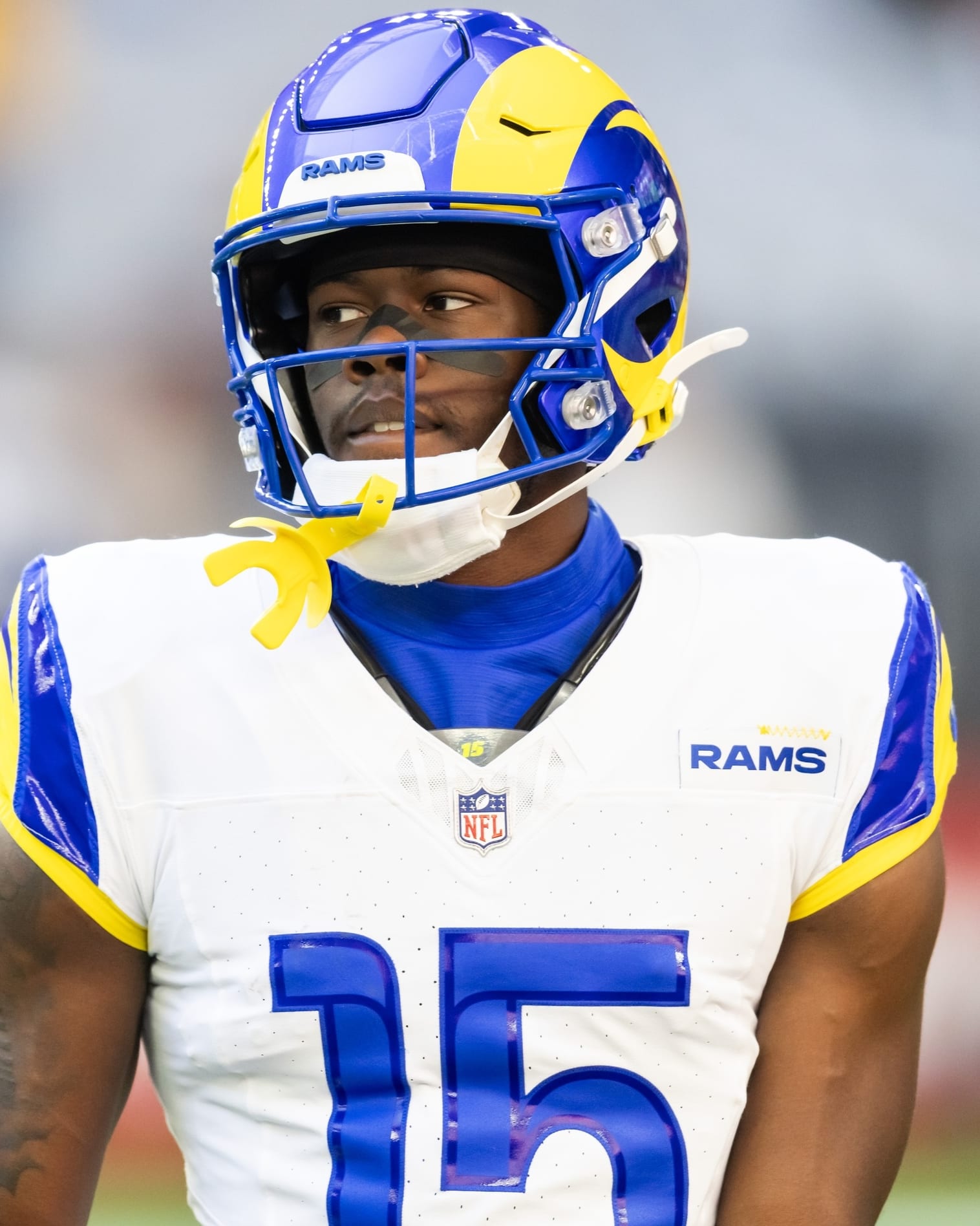 NFL Pick'Em Today: PrizePicks Plays for Week 17 - Monday Night Football