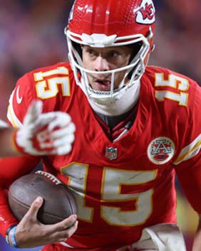 DFS Sunday Night Football Breakdown: Chiefs vs. Texans