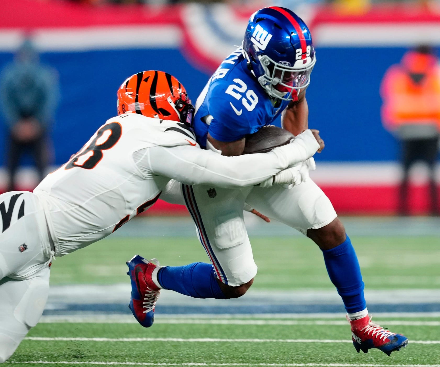 Backfield Breakdown: RB Usage Report & Week 9 Waivers Preview