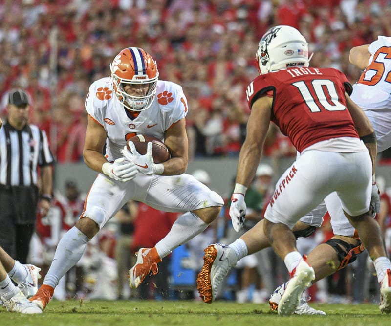 Notre Dame vs. Clemson Betting Odds, Picks, and Predictions for Week 10