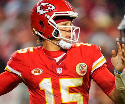 DFS Friday Night Football Breakdown: Chiefs vs. Chargers