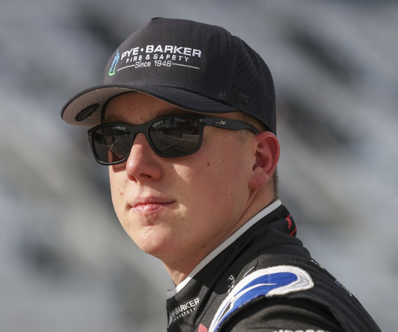 NASCAR Trucks DFS: Worldwide Express 250