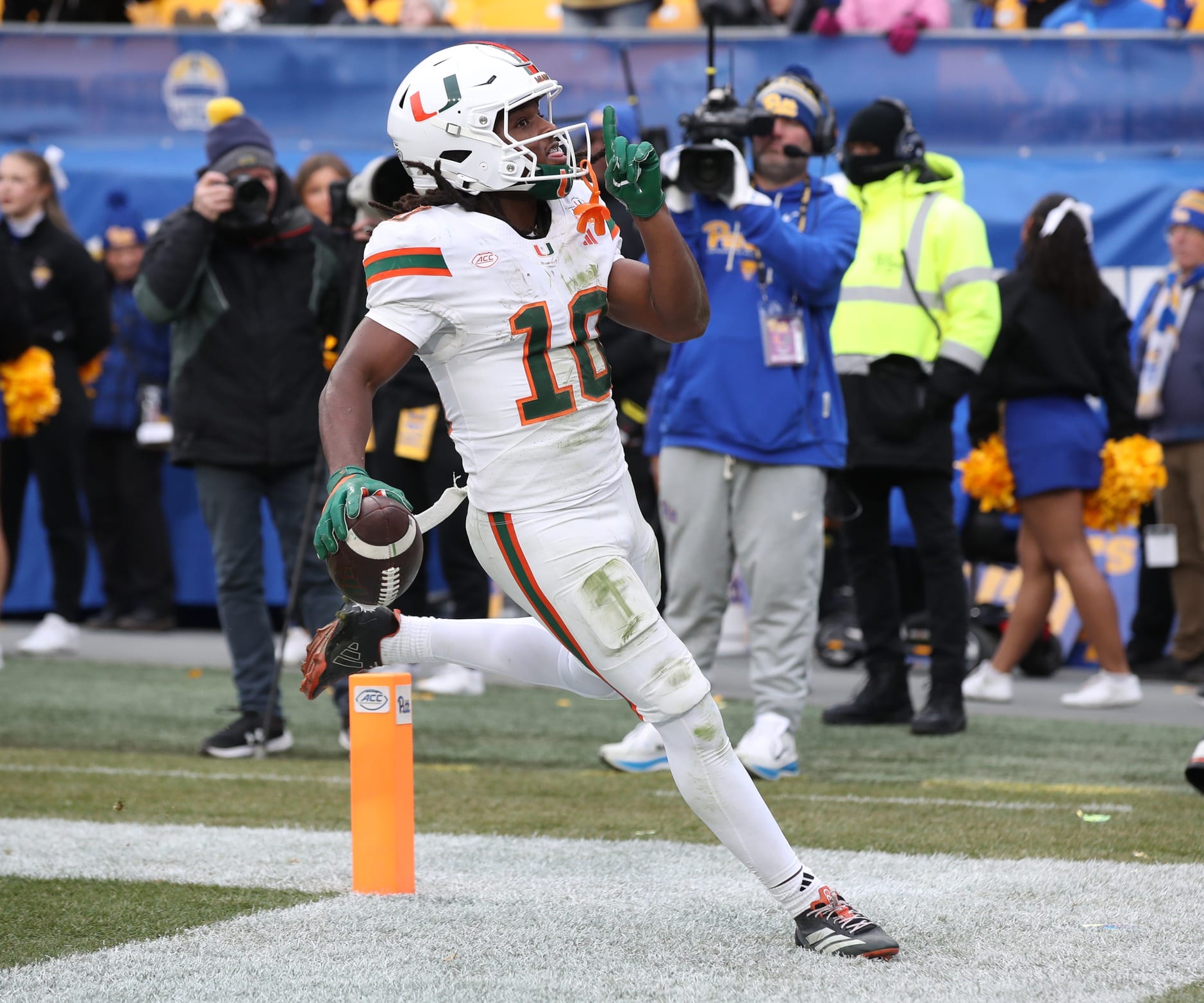 College Football DFS Picks: DraftKings CFP Saturday Slate