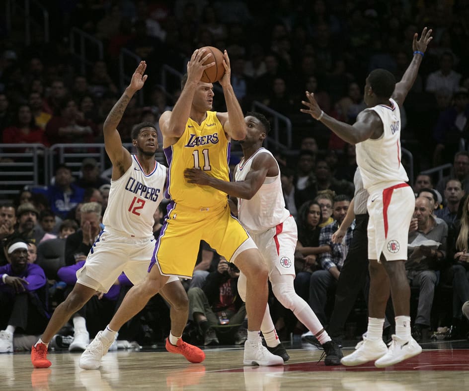 Centers of Attention: Productive Big Men Stuck in Limbo