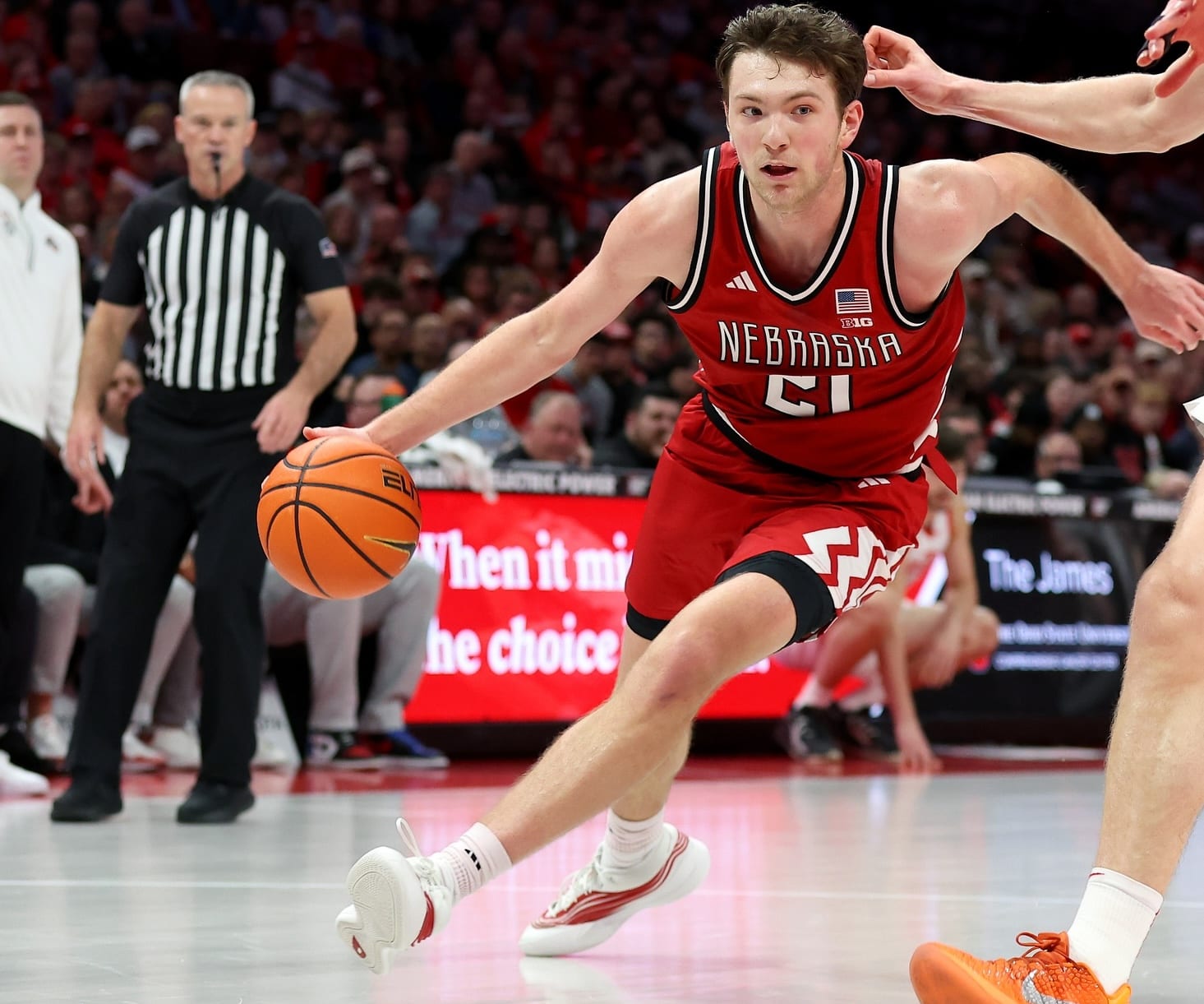 College Hoops Barometer: Bryce + Pryce Lead the Way