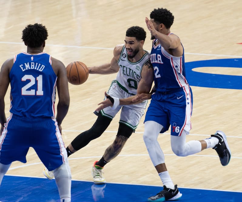 NBA DFS Picks: DraftKings Plays and Strategy for Wednesday, January 10