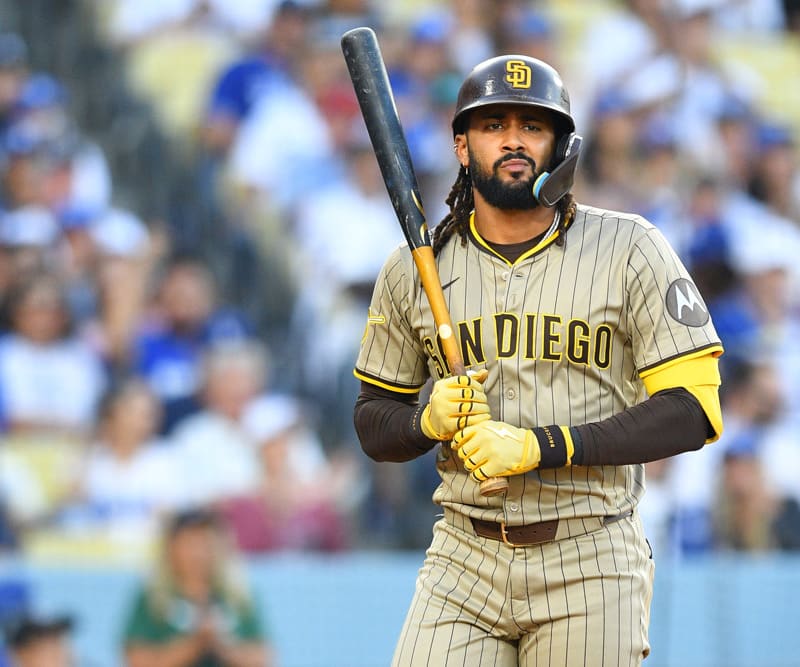 MLB DFS: DraftKings Plays and Strategy for Thursday, October 2