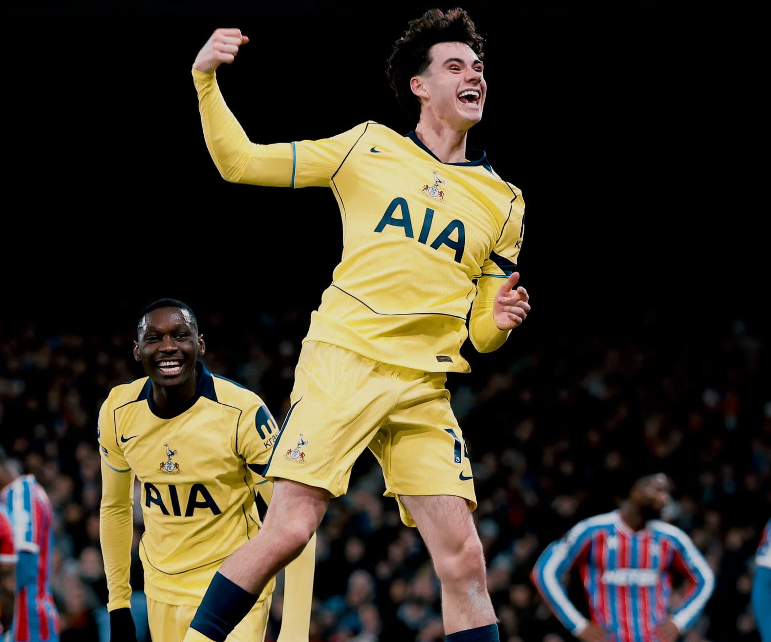 Fantrax & Sleeper Waiver Wire Pickups for Premier League GW19