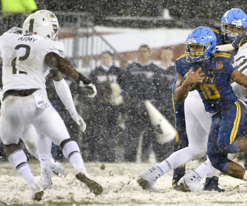 College Football DFS: Night Slate Week 14