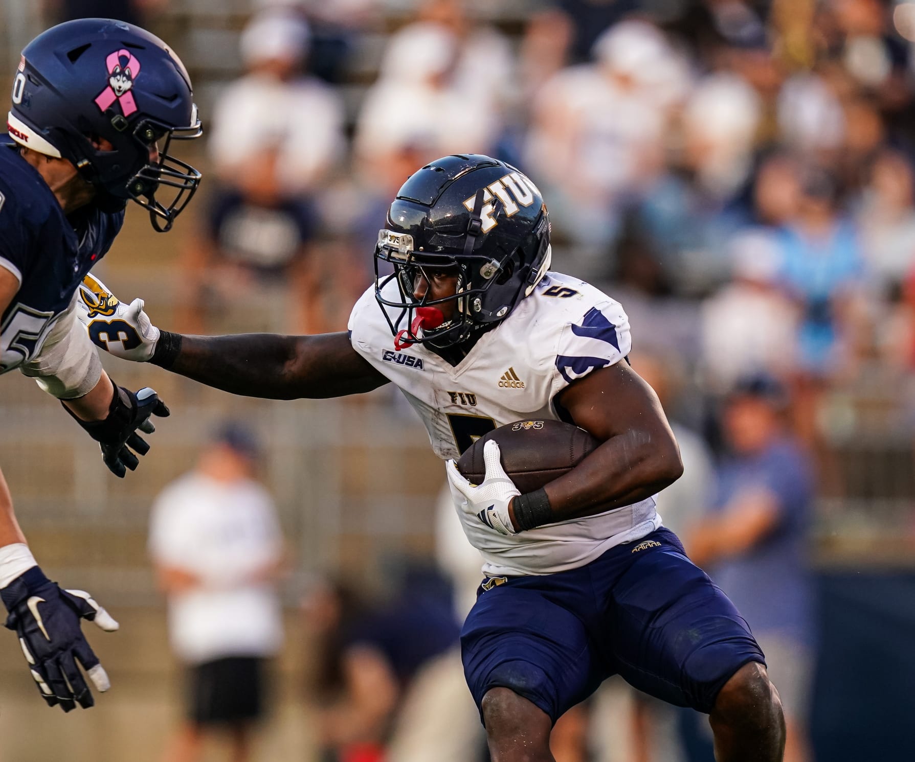 College Football DFS: Draftkings and Fanduel Picks Strategy for Friday, December 26