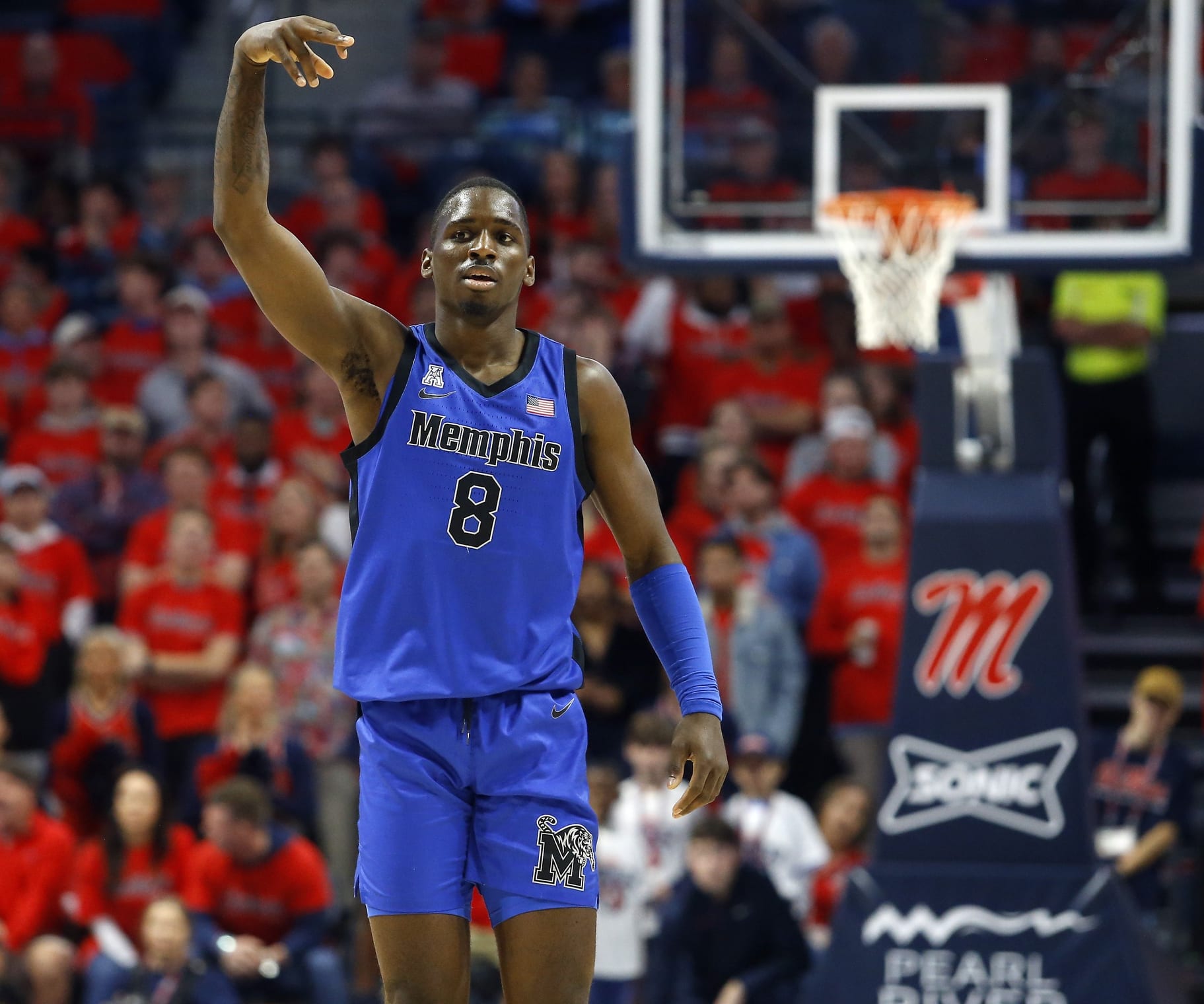 College Hoops Barometer: Risers & Fallers