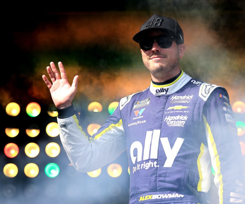 Hollywood Casino 400 Preview: Chase Intensifies