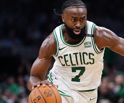 NBA DFS Picks: DraftKings Plays and Strategy for Wednesday, January 29