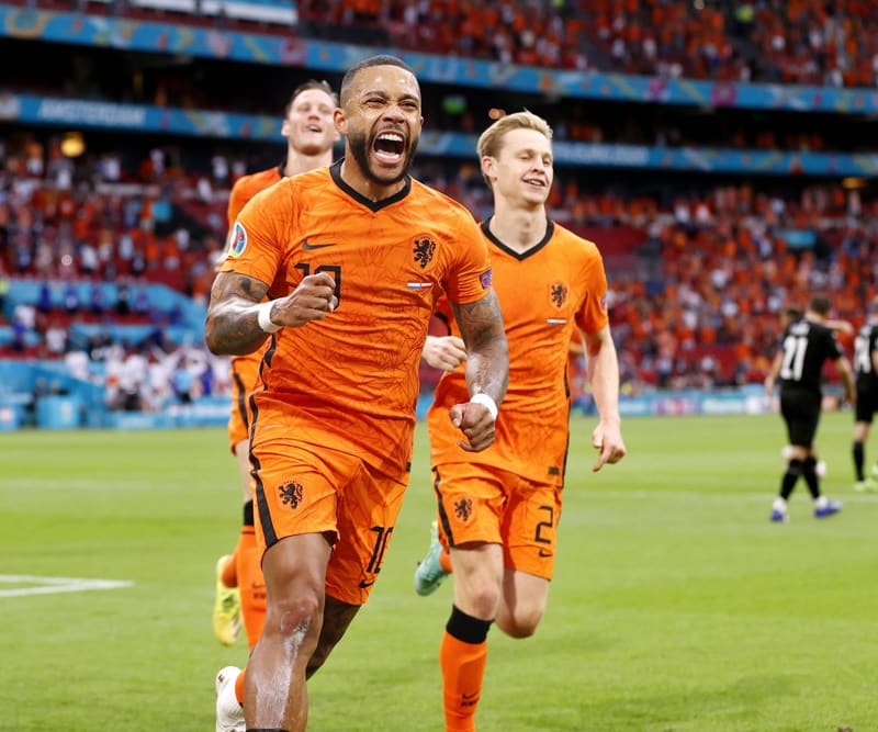 DraftKings Fantasy Soccer: Sunday UEFA Euro 2020 Picks