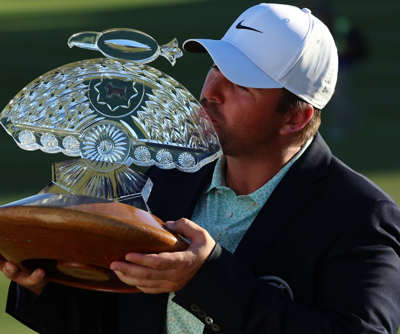 Weekly Fantasy Golf Recap: Gotterup, Up and Away