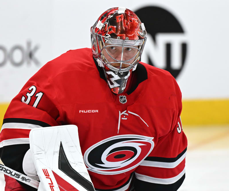 NHL DFS Picks: FanDuel Top Plays and Strategy for Monday's Playoff Games