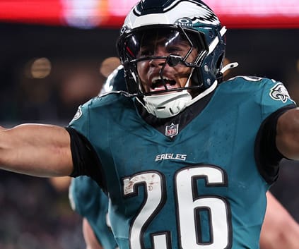 DFS Thursday Night Football Breakdown: Cowboys vs. Eagles