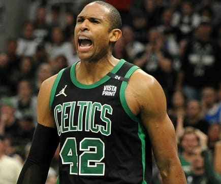 NBA DFS Picks: Yahoo Plays and Strategy for Sunday, March 17