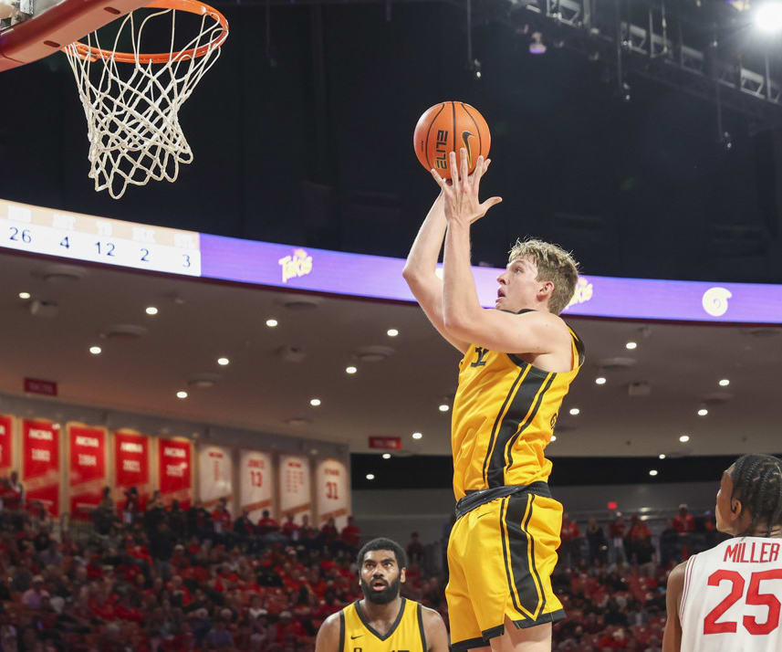 College Basketball Best Bets: Picks, Odds, and Predictions for Monday, November 17