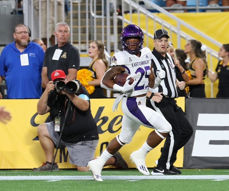 College Football DFS Picks: Tuesday Bowl Slate Plays and Lineup Strategy