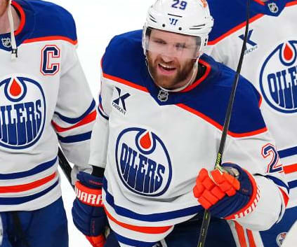 NHL DFS: DraftKings Plays and Strategy for Saturday, June 14