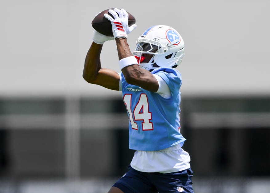 Dynasty Risers and Fallers: Week 5 Buys, Sells, and Holds