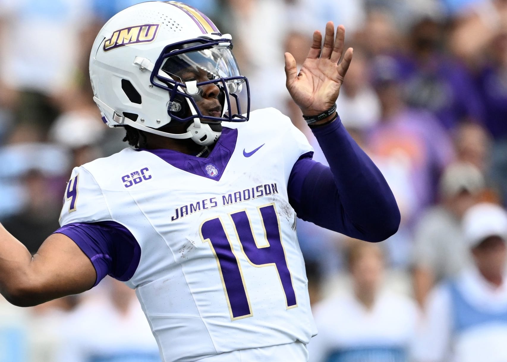 College Football DFS: Friday Championsihp Week Picks and Strategy for DraftKings and FanDuel