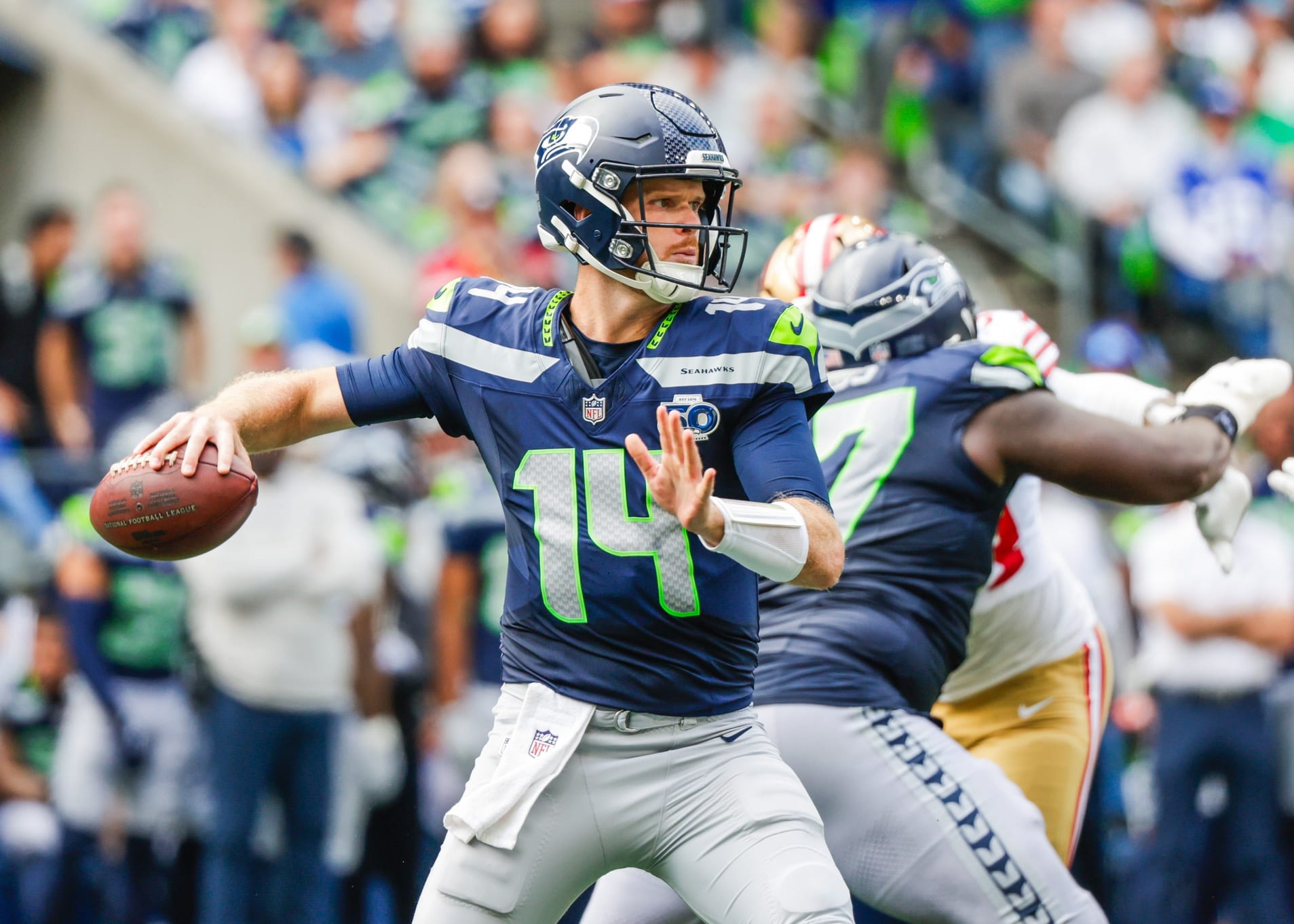 NFL Week 7 Game Previews: Monday Night Matchups, Picks & Fantasy Tips