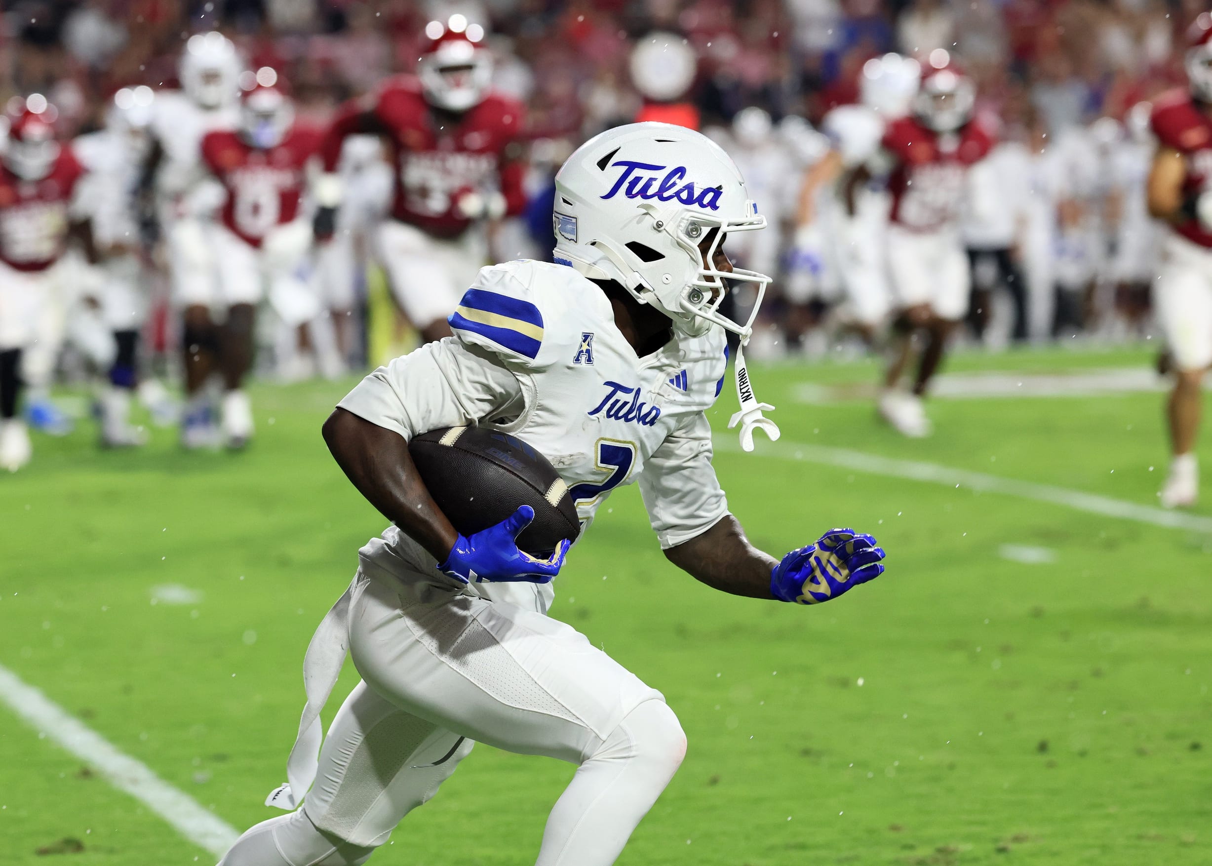 CFB Waiver Wire: Players to Pick Up Week 7
