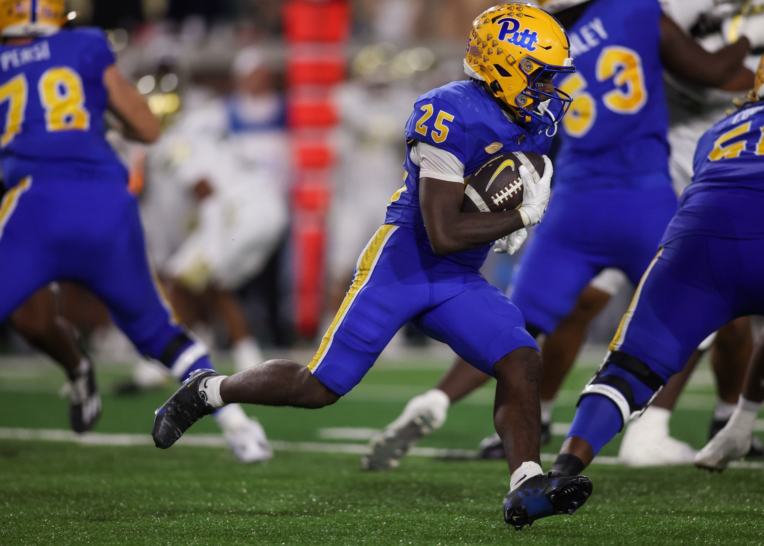 College Fantasy Football: Top Week 13 Freshman Performances