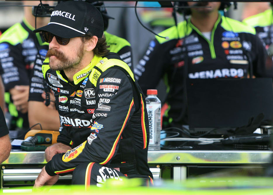 Dollar Tree 301 Preview: Short Track Swing Concludes
