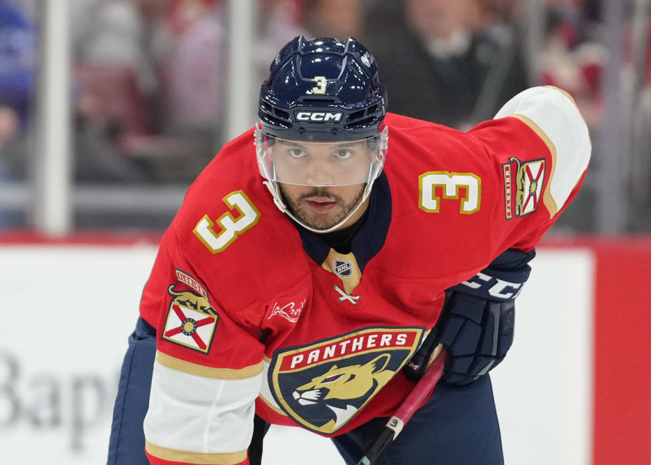 NHL DFS: DraftKings Plays and Strategy for Saturday, November 8