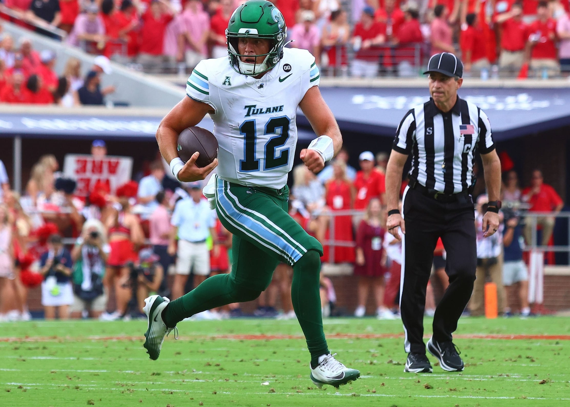 College Football DFS: Friday Week 11 Picks and Strategy for DraftKings and FanDuel