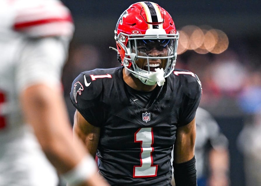 NFL Pick'Em Today: PrizePicks Plays for Week 15 - Thursday Night Football