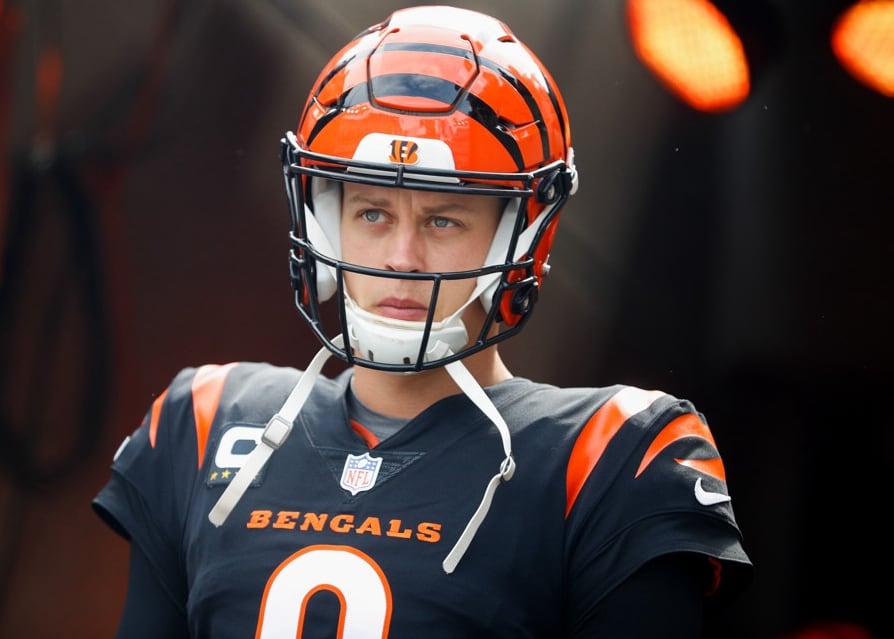 NFL Injury Report Friday Updates: Burrow, Rodgers, Jacobs All Questionable