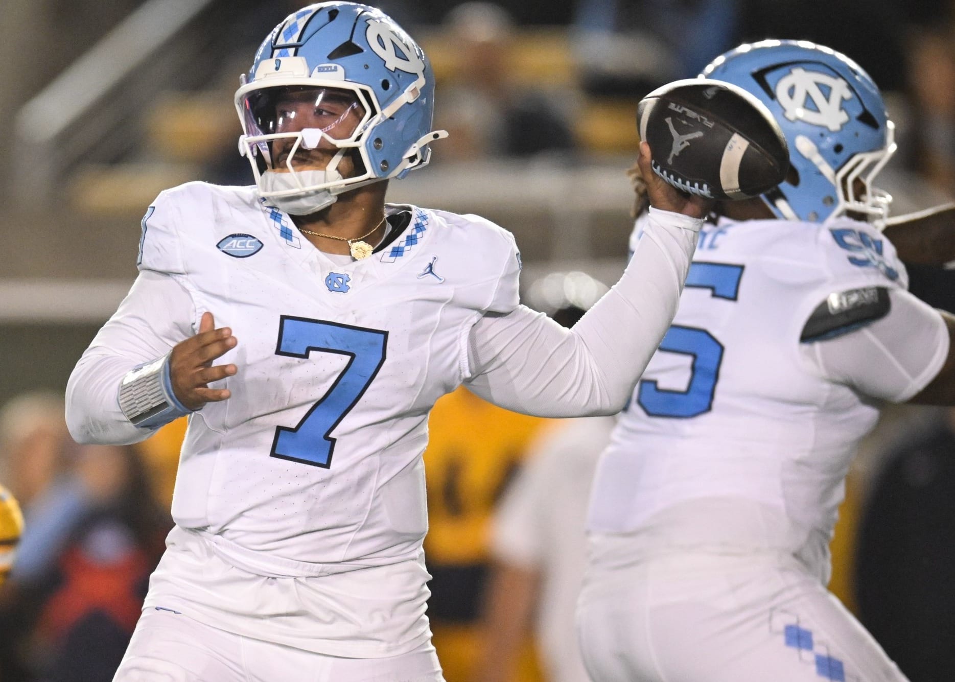 College Football DFS: Friday Week 10 Picks and Strategy for DraftKings and FanDuel