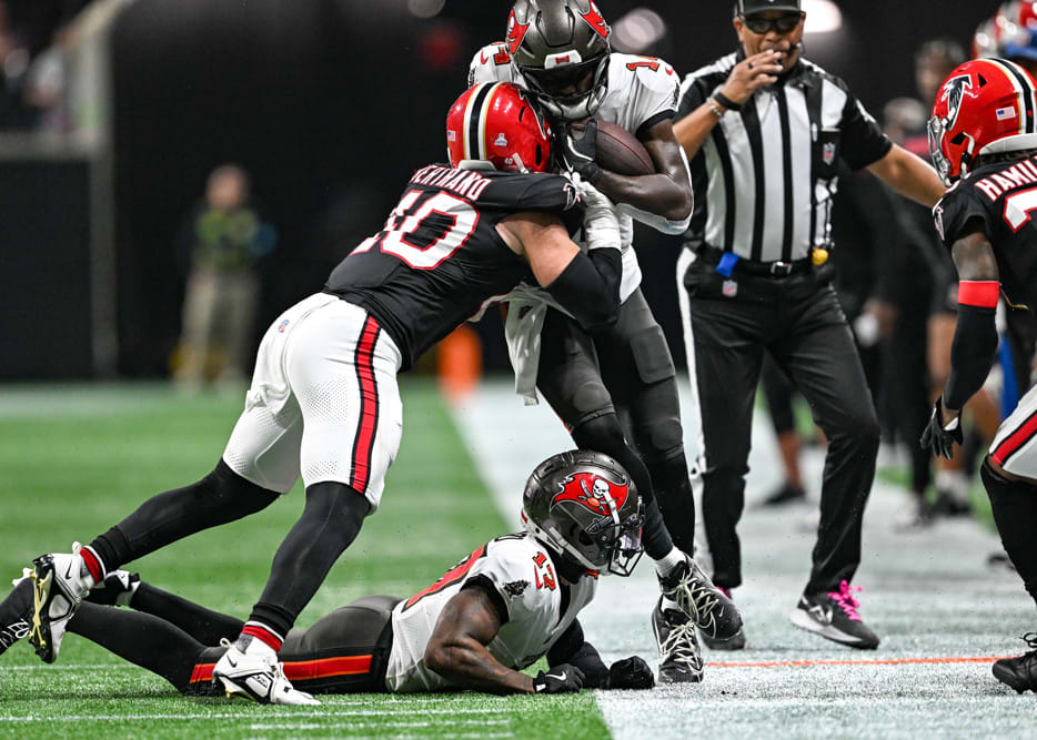 IDP Fantasy Football Analysis Week 8: Top Risers and Fallers