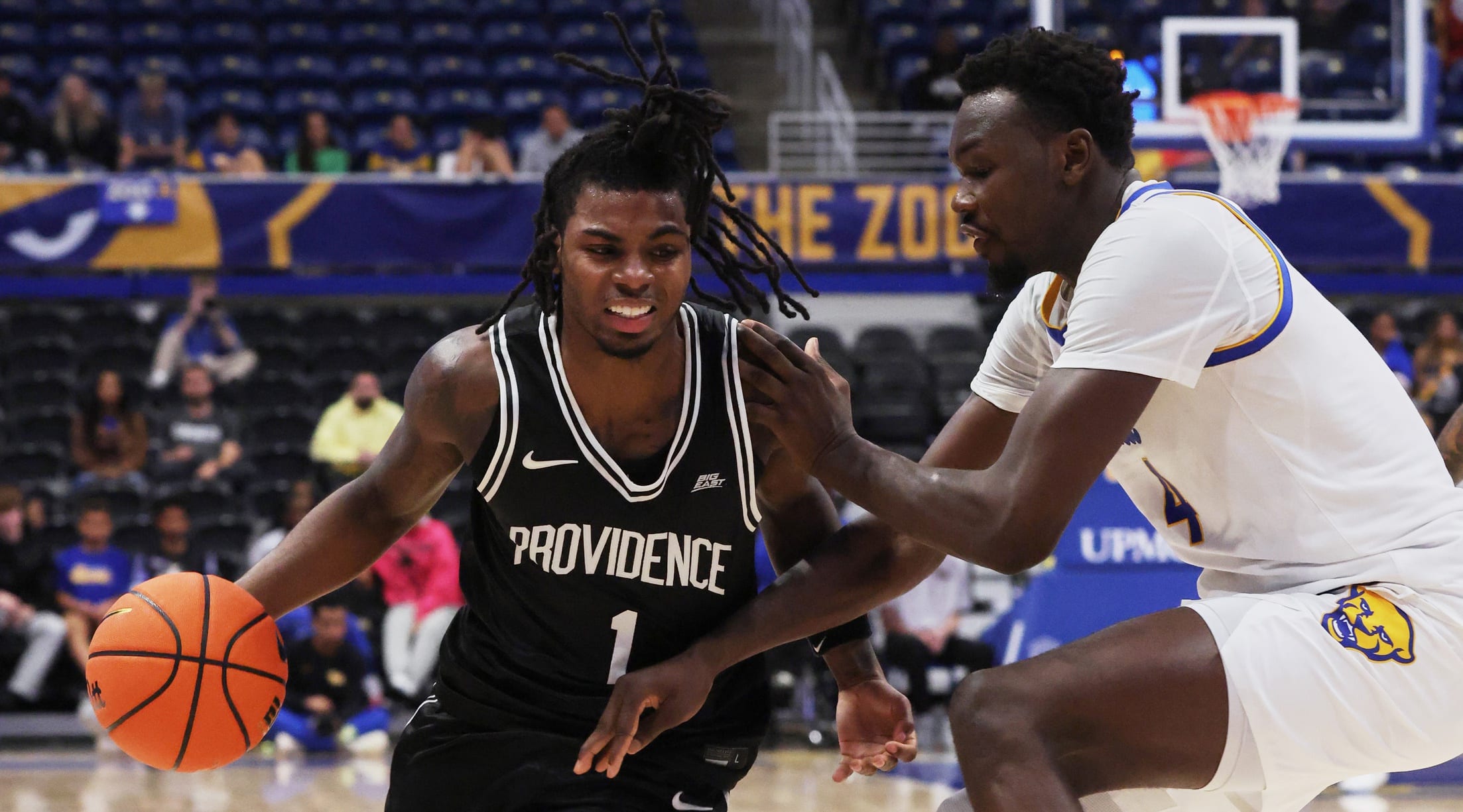 College Basketball DFS: Saturday, November 22 Picks & Predictions