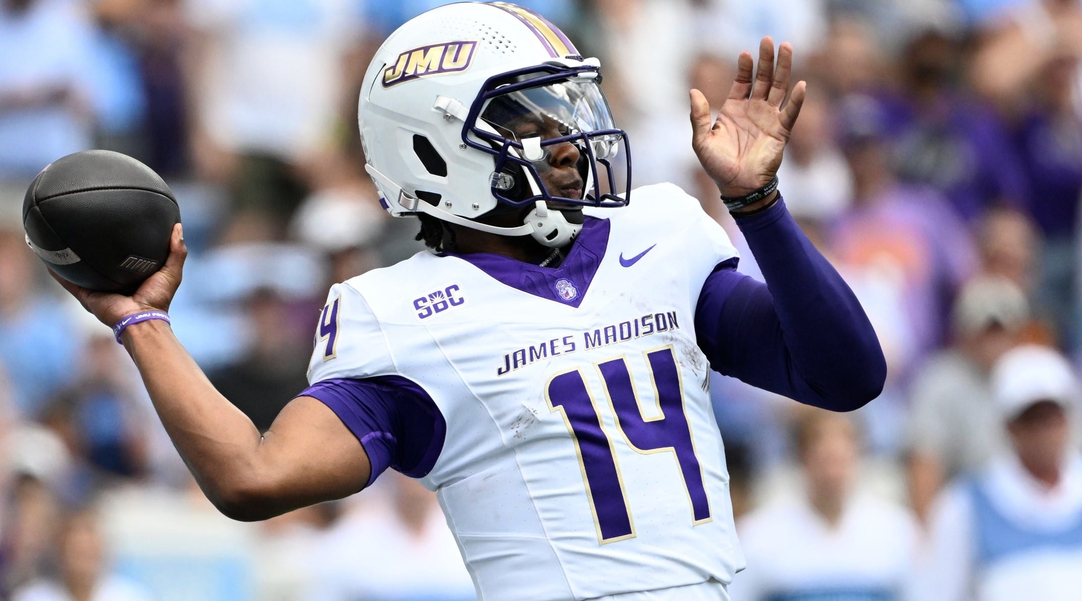 College Football DFS: Friday Championsihp Week Picks and Strategy for DraftKings and FanDuel