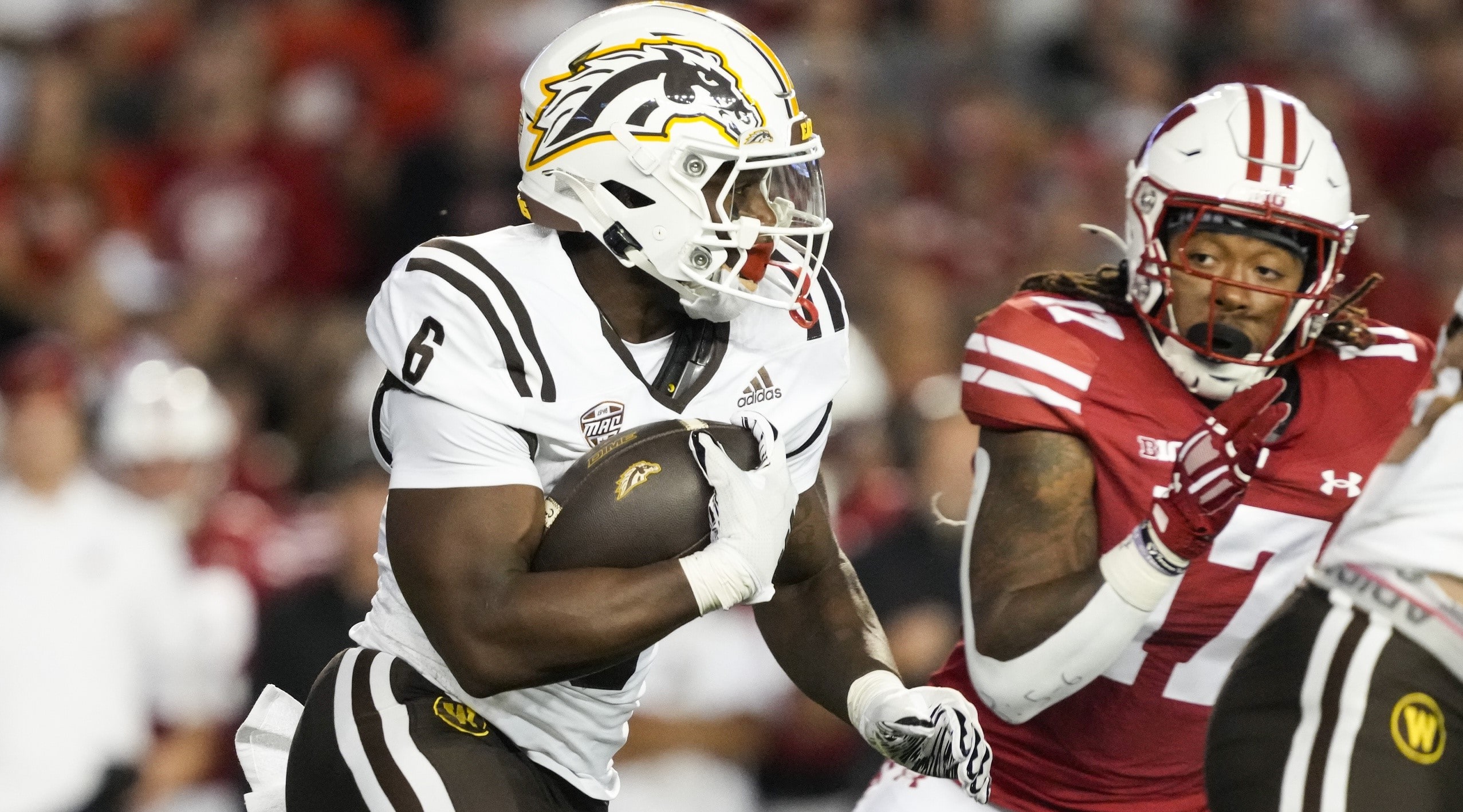 College Football DFS Picks: Friday DraftKings CFP First Round and Bowl Game Plays